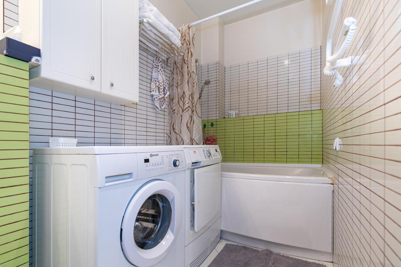 Panoramic City Centre Apartment By Polo Apartments カウナス エクステリア 写真